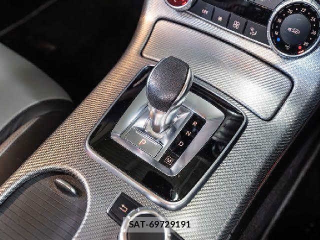 Mercedes Benz C-CLASS 2018-03 3379378-15