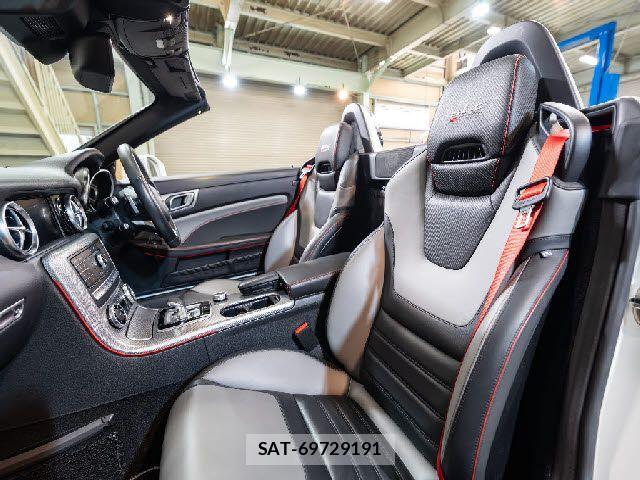 Mercedes Benz C-CLASS 2018-03 3379378-24