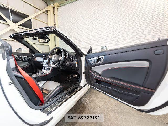 Mercedes Benz C-CLASS 2018-03 3379378-3