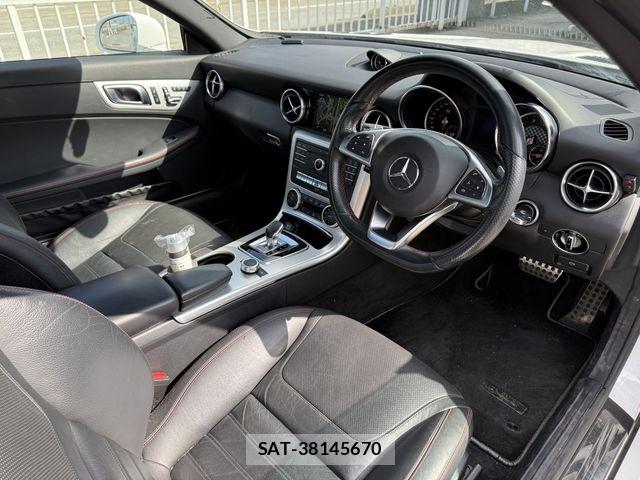 Mercedes Benz C-CLASS 2018-09 5871961-9