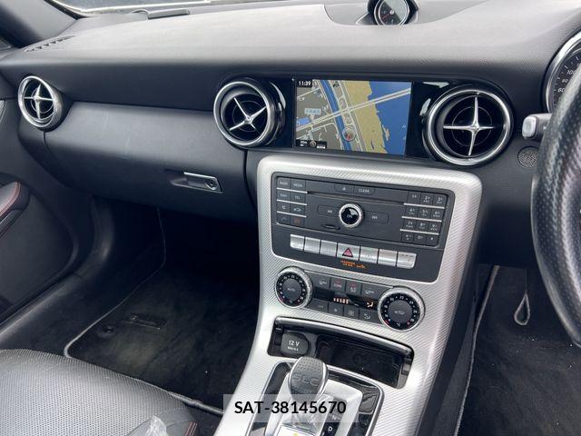Mercedes Benz C-CLASS 2018-09 5871961-11