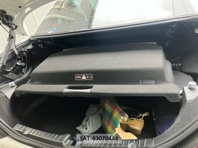 Mercedes Benz C-CLASS 2016-06 6012968-13