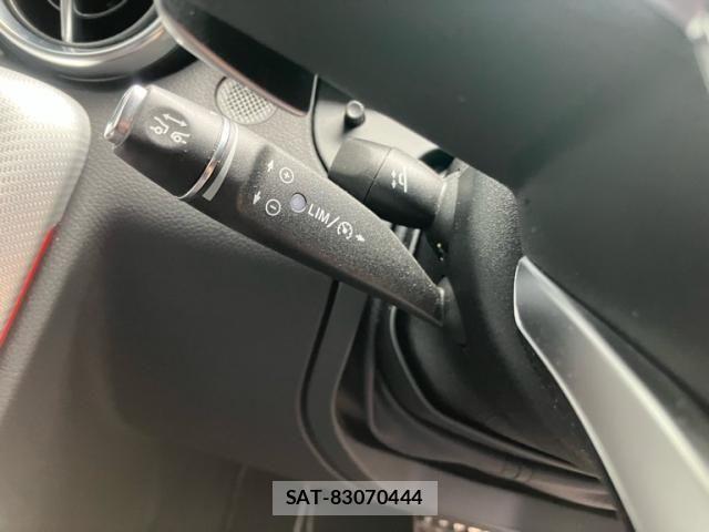 Mercedes Benz C-CLASS 2016-06 6012968-19