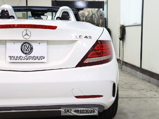 Mercedes Benz C-CLASS 2016-06 7725629-15