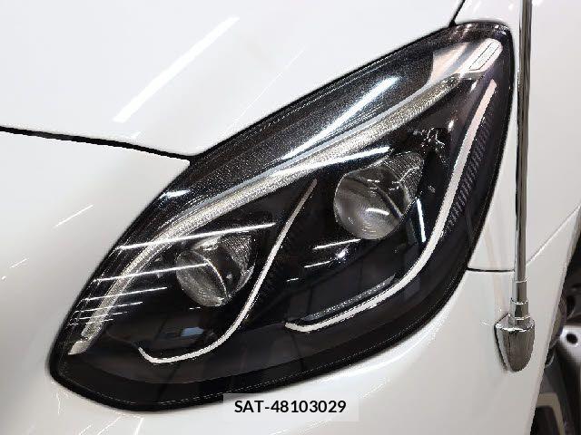 Mercedes Benz C-CLASS 2016-06 7725629-18