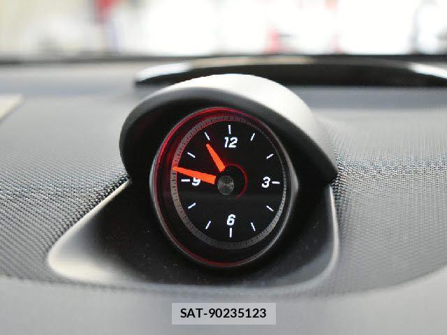 Mercedes Benz C-CLASS 2016-06 7725628-17