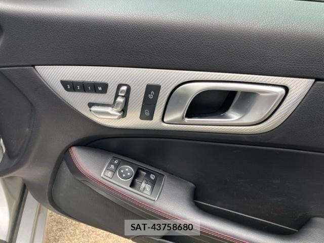 Mercedes Benz C-CLASS 2016-06 8036755-18