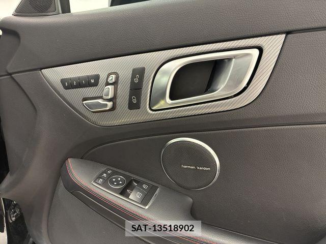 Mercedes Benz C-CLASS 2018-04 8354937-4