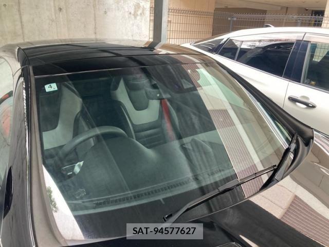Mercedes Benz C-CLASS 2018-04 8743952-3