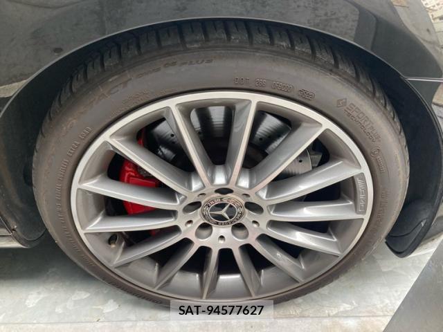 Mercedes Benz C-CLASS 2018-04 8743952-7