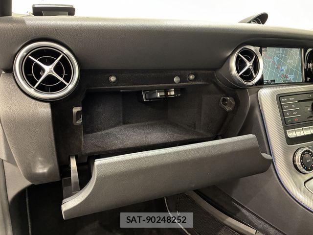 Mercedes Benz C-CLASS 2017-12 8743951-12