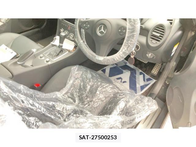 Mercedes Benz SLK 2008-10 7272318-13