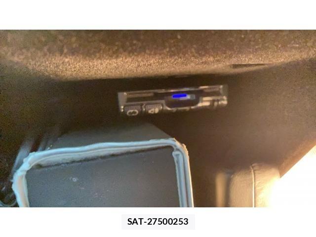 Mercedes Benz SLK 2008-10 7272318-23