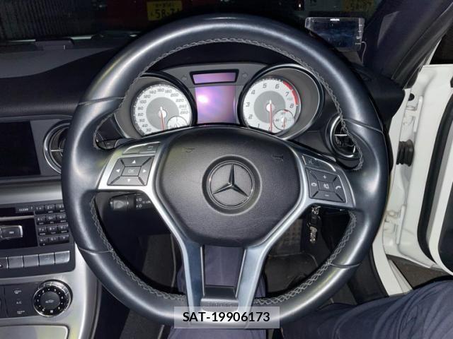 Mercedes Benz SLK 2013-10 7328358-16