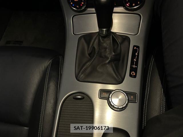 Mercedes Benz SLK 2013-10 7328358-19