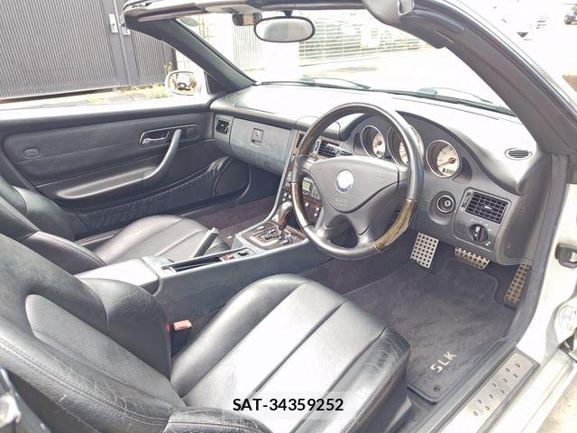 Mercedes Benz SLK 2001-09 7392855-10