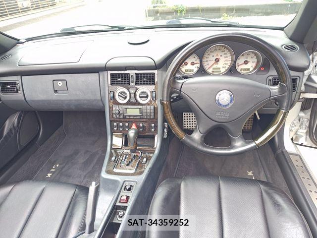 Mercedes Benz SLK 2001-09 7392855-12