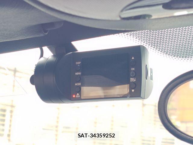 Mercedes Benz SLK 2001-09 7392855-19