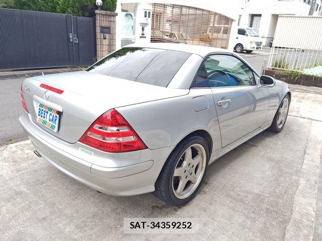 Mercedes Benz SLK 2001-09 7392855-24