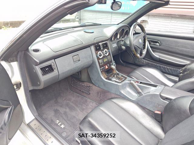 Mercedes Benz SLK 2001-09 7392855-8