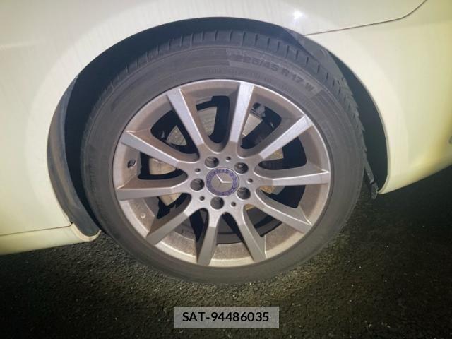 Mercedes Benz SLK 2013-06 7562430-9