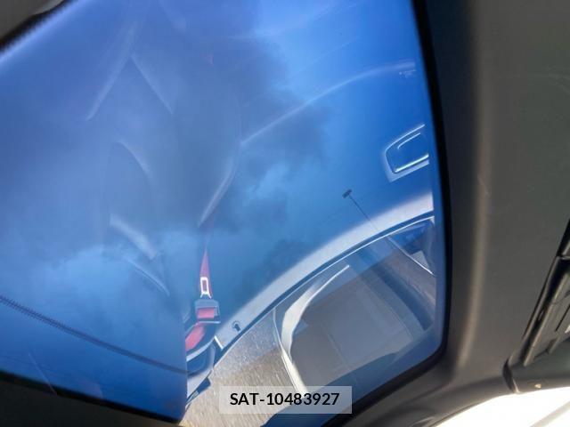 Mercedes Benz SLK 2013-02 7618077-16