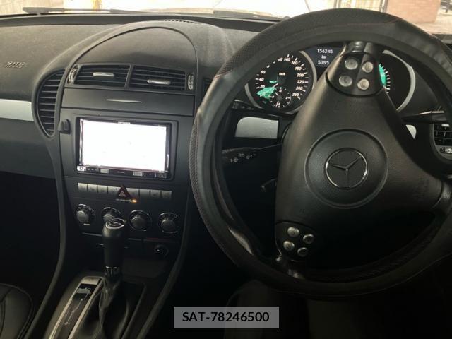Mercedes Benz SLK 2004-11 7725638-14