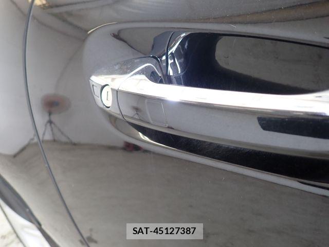 Mercedes Benz SLK 2013-06 7787020-11