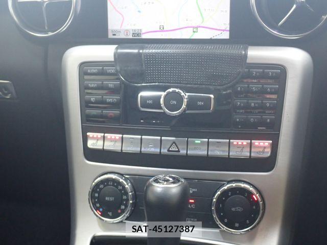 Mercedes Benz SLK 2013-06 7787020-16