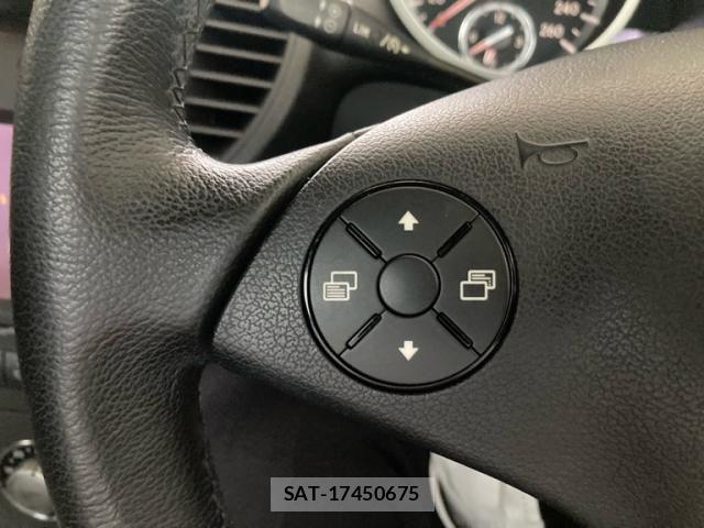 Mercedes Benz SLK 2009-09 7877757-10
