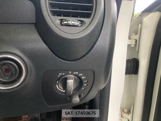 Mercedes Benz SLK 2009-09 7877757-12