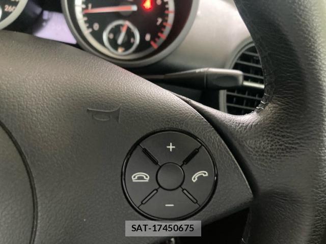 Mercedes Benz SLK 2009-09 7877757-13