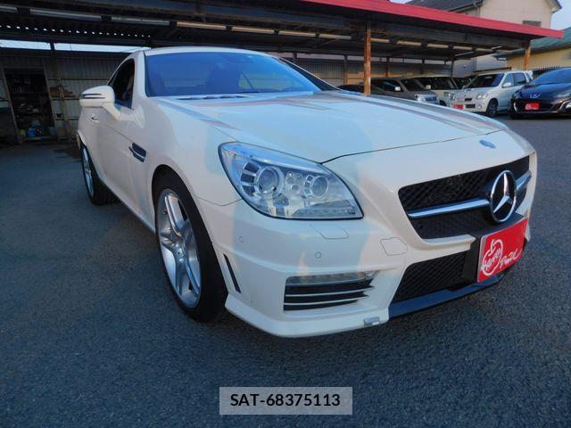 Mercedes Benz SLK 2012-02 8100427-3