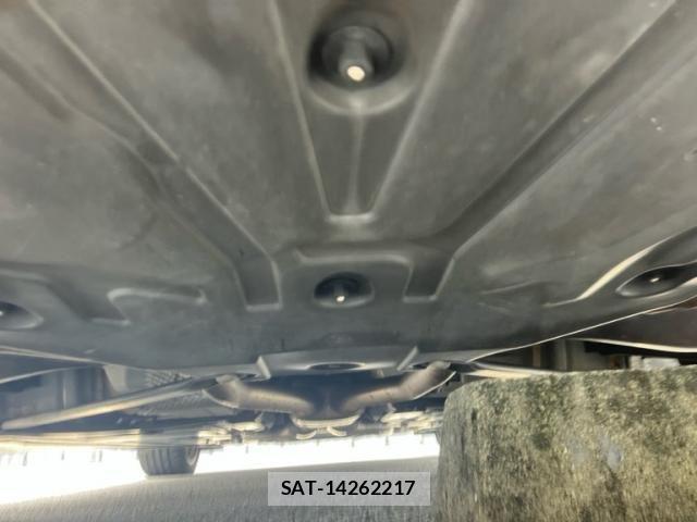 Mercedes Benz SLK 2011-09 8131219-9