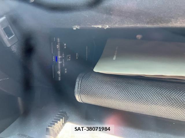 Mercedes Benz SLK 2007-03 8131220-25