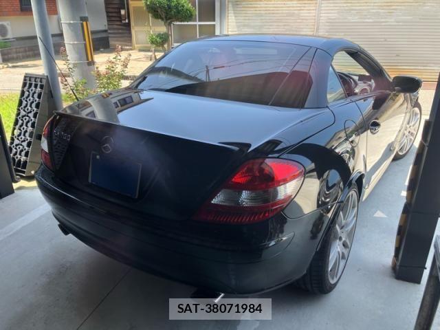 Mercedes Benz SLK 2007-03 8131220-3