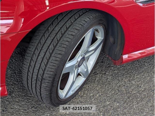 Mercedes Benz SLK 2011-08 8230795-18