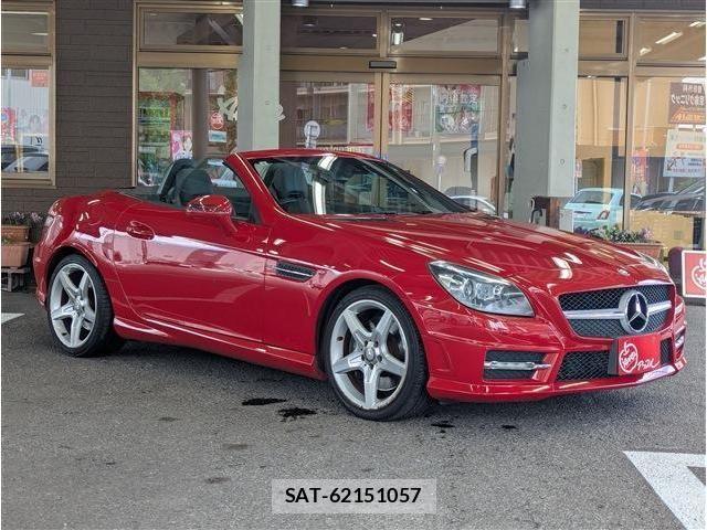 Mercedes Benz SLK 2011-08 8230795-1