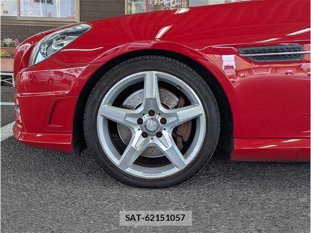 Mercedes Benz SLK 2011-08 8230795-4