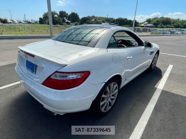 Mercedes Benz SLK 2014-04 8336771-4