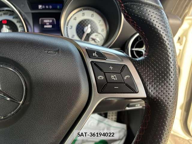 Mercedes Benz SLK 2015-10 8354939-11