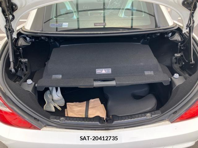 Mercedes Benz SLK 2014-05 8354938-9