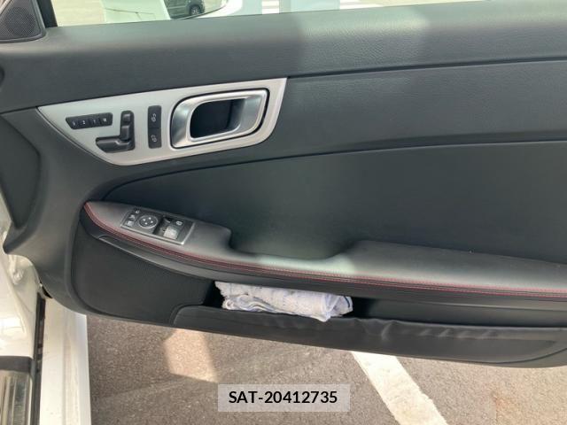 Mercedes Benz SLK 2014-05 8354938-11