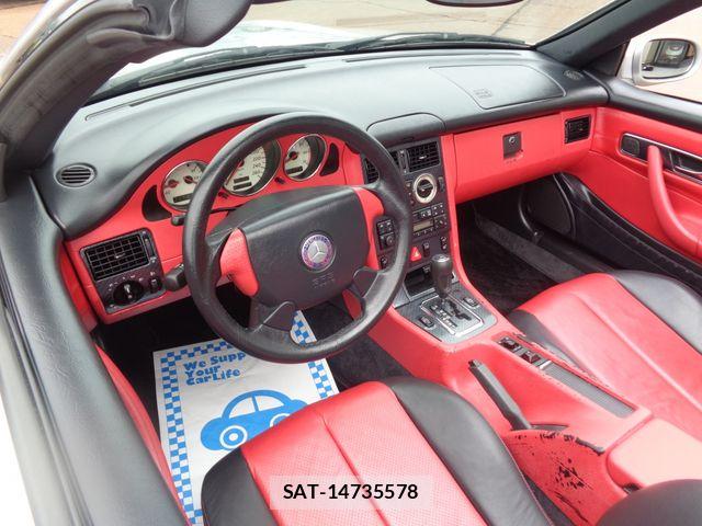 Mercedes Benz SLK 1997-07 8366997-1