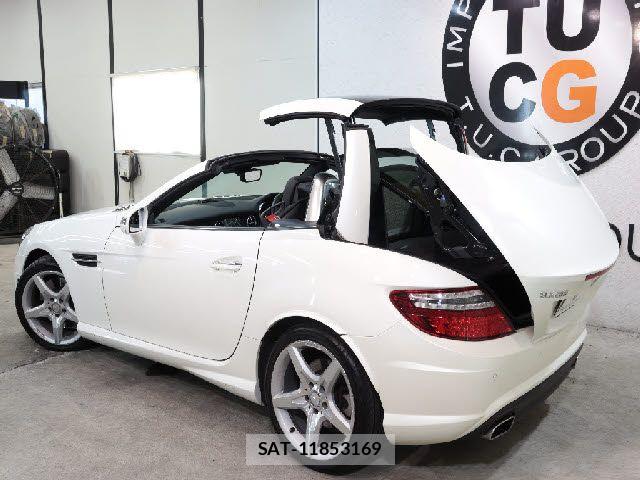 Mercedes Benz SLK 2015-06 8627699-13