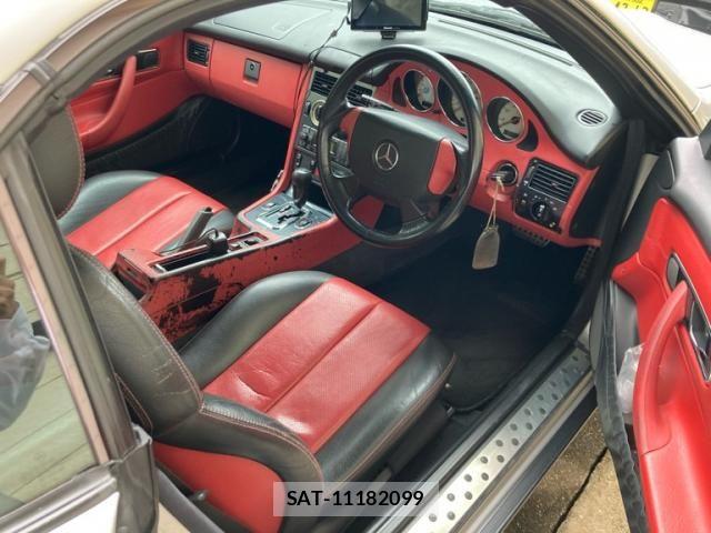 Mercedes Benz SLK 2000-07 8660234-10