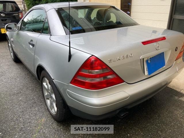 Mercedes Benz SLK 2000-07 8660234-4