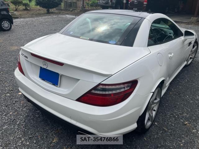 Mercedes Benz SLK 2015-05 8743953-4