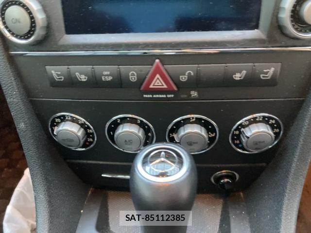 Mercedes Benz SLK 2008-09 1299524-16