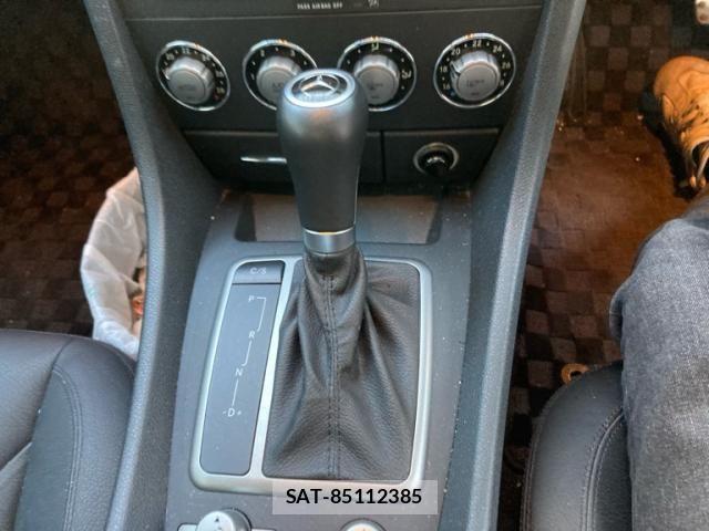 Mercedes Benz SLK 2008-09 1299524-17